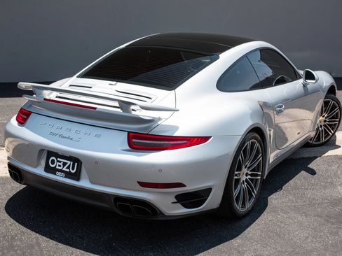 Used 2014 Porsche 911 Turbo S AWD/4WD image 21