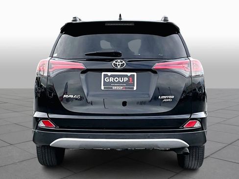 Used 2016 Toyota RAV4 Limited image 4