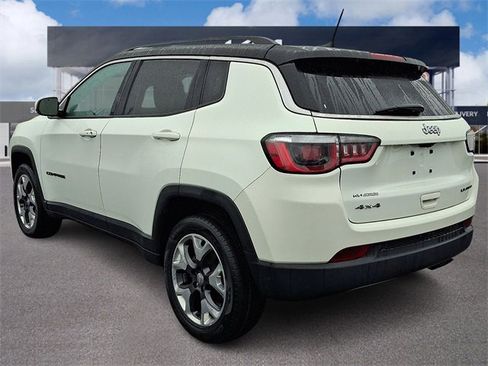 Used 2020 Jeep Compass Limited image 4