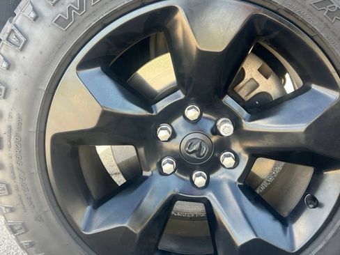Used 2019 RAM 1500 Big Horn AWD/4WD image 12