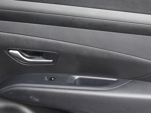 Used 2025 Hyundai Tucson SEL FWD image 30