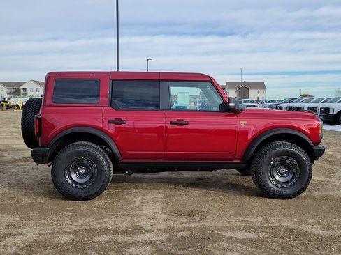 New 2025 Ford Bronco Badlands w/ Sasquatch Package image 2