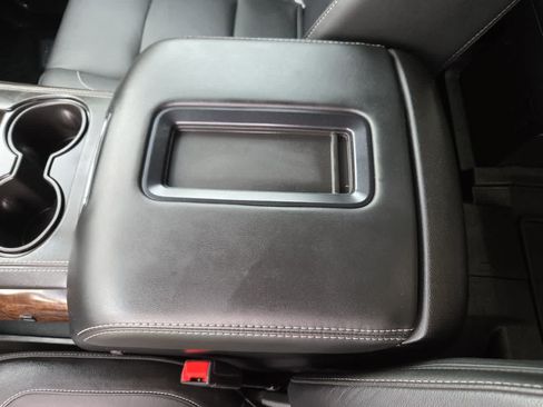 Used 2019 Chevrolet Tahoe LT RWD image 20