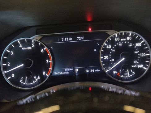 Used 2022 Nissan Rogue SL FWD image 23