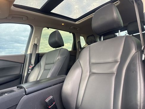 Certified 2023 Nissan Rogue S FWD image 35