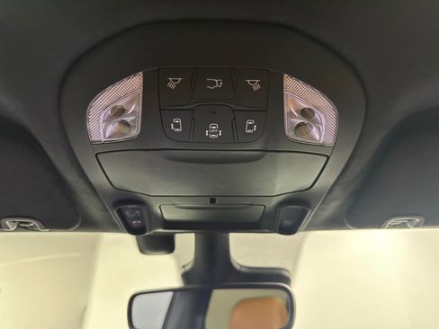 Used 2022 Chrysler Pacifica Pinnacle image 50