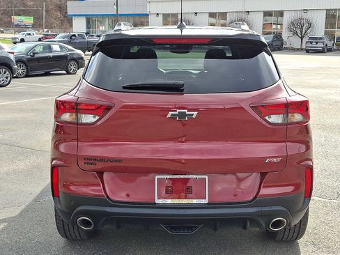 Used 2023 Chevrolet TrailBlazer RS w/ Sun and Liftgate Package image 5