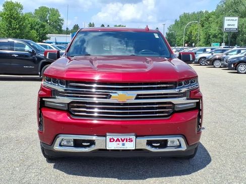 Used 2020 Chevrolet Silverado 1500 High Country w/ Technology Package AWD/4WD image 9