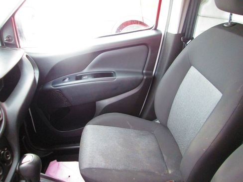 Used 2022 RAM ProMaster City Tradesman image 9