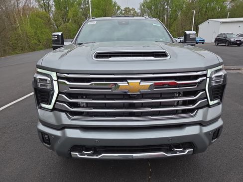 New 2026 Chevrolet Silverado 3500 High Country w/ Technology Package AWD/4WD image 5