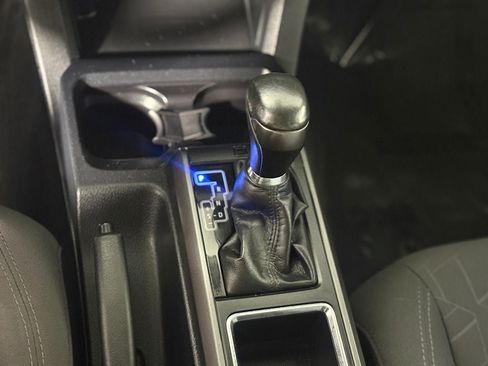 Used 2019 Toyota Tacoma TRD Sport w/ Technology Package AWD/4WD image 16