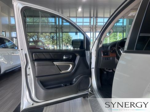 Used 2015 Nissan Armada SL AWD/4WD image 25