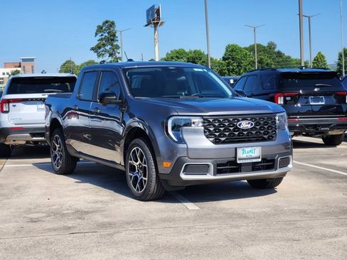 New 2026 Ford Maverick Lariat AWD/4WD image 2