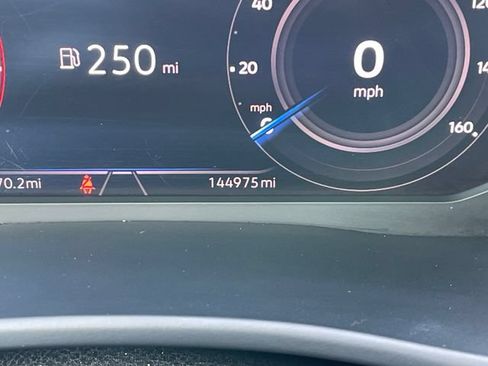 Used 2021 Volkswagen Atlas SEL AWD/4WD image 11