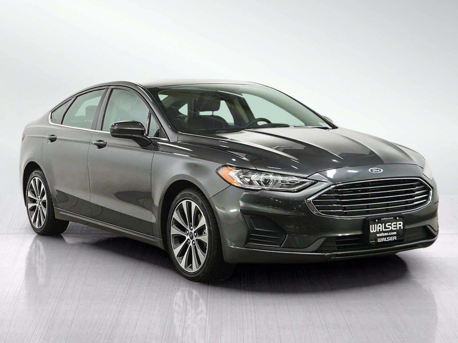 Used 2020 Ford Fusion SE AWD/4WD image 7