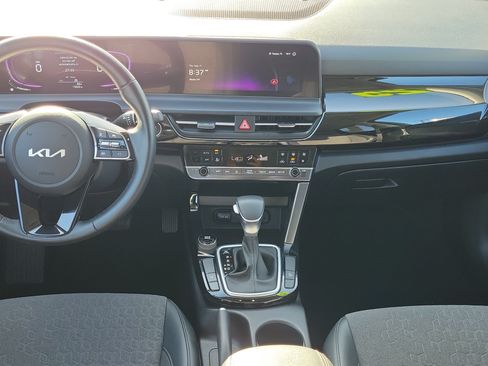 Used 2025 Kia Seltos S FWD image 14