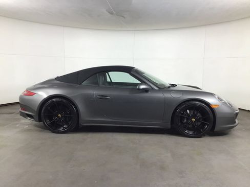 Certified 2017 Porsche 911 Carrera 4 AWD/4WD image 8