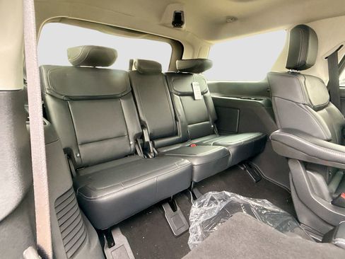 New 2025 Ford Expedition Platinum w/ Driver's Package image 34