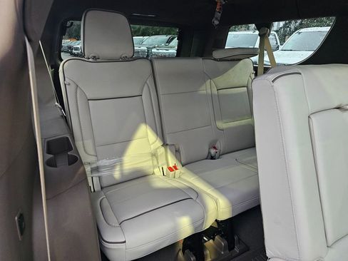 New 2026 GMC Yukon XL Denali w/ Advanced Technology Package AWD/4WD image 13