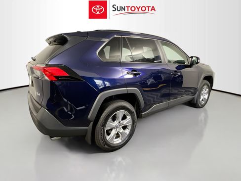 Used 2025 Toyota RAV4 XLE image 4