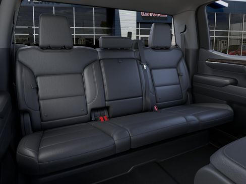 New 2026 GMC Sierra 1500 SLT AWD/4WD image 17
