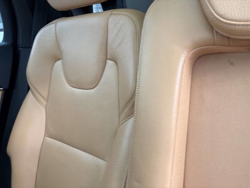 Used 2016 Volvo XC90 T6 Momentum image 48