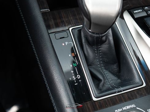 Used 2014 Lexus LS 460 w/ Comfort Package RWD image 33