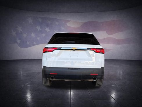 Used 2022 Chevrolet Traverse LT FWD image 4