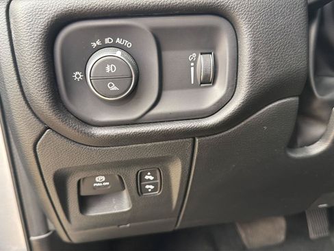 Used 2023 RAM 1500 Big Horn AWD/4WD image 10
