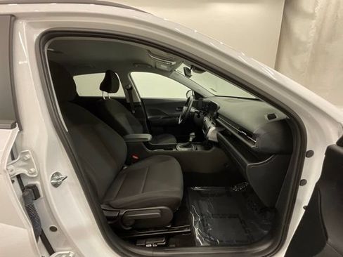 Used 2025 Hyundai Kona SEL AWD/4WD image 23