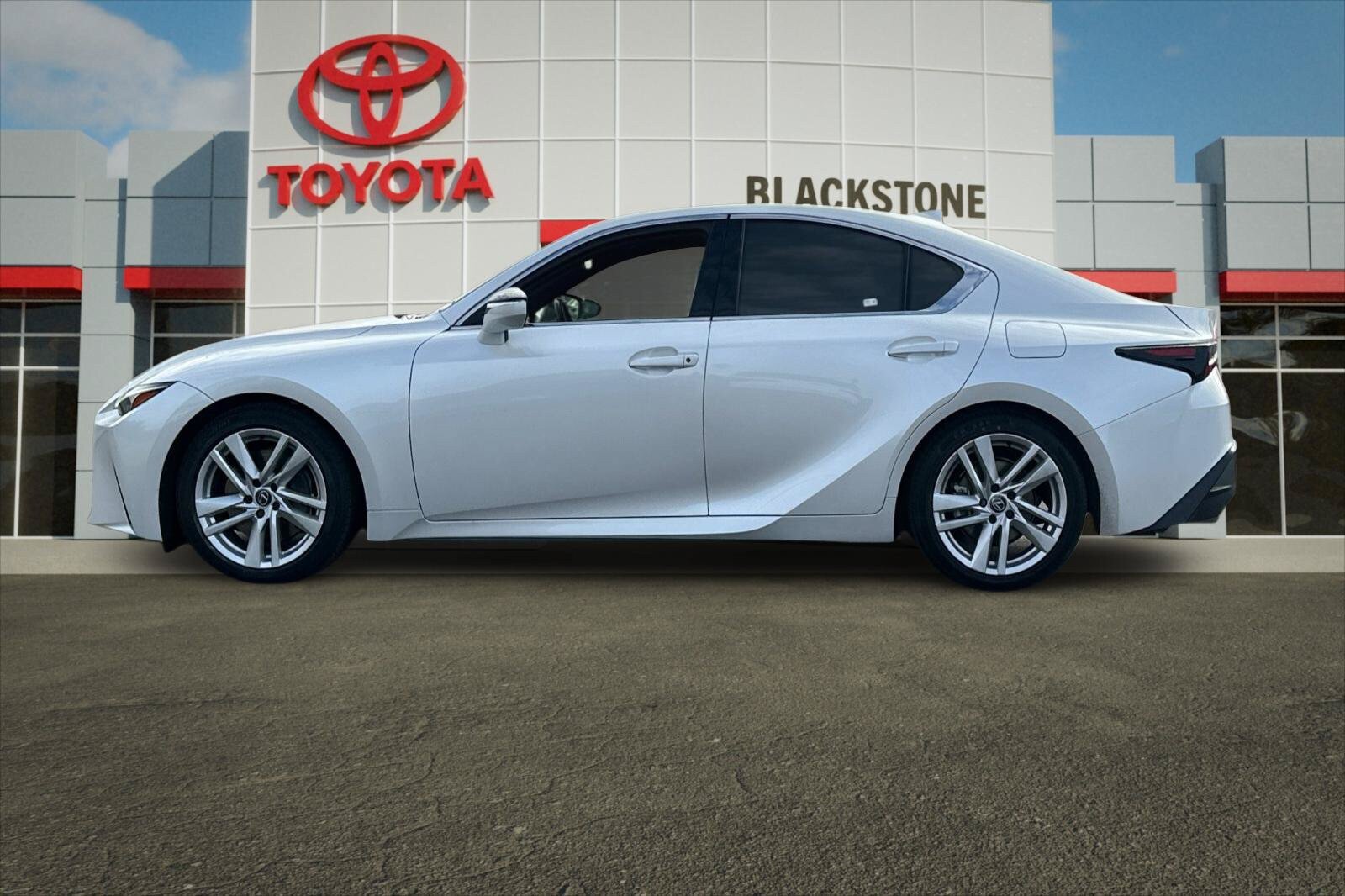Used 2024 Lexus IS 300 w/ Comfort Package RWD image 6