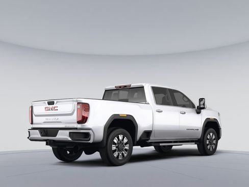 Used 2024 GMC Sierra 2500 Denali w/ Denali Reserve Package AWD/4WD image 3