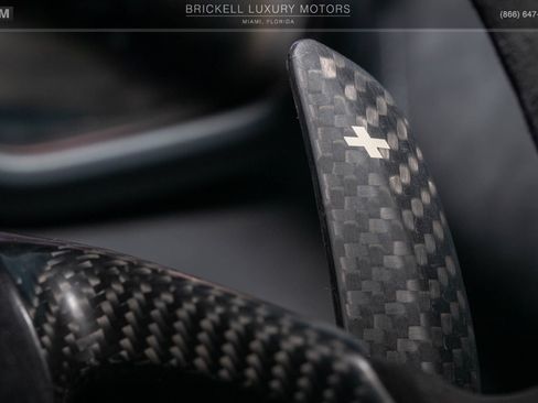 Used 2018 McLaren 570S Coupe RWD image 24