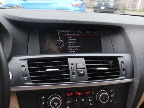 Used 2011 BMW X3 xDrive28i AWD/4WD image 37