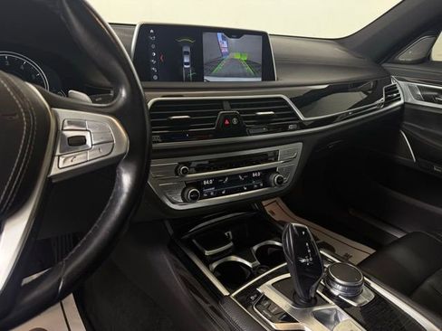 Used 2018 BMW 740i 740i image 32