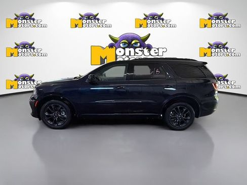 Used 2024 Dodge Durango GT w/ Blacktop Package AWD/4WD image 7