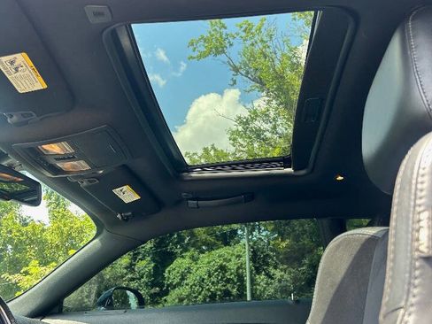 Used 2018 Dodge Challenger R/T Plus image 13