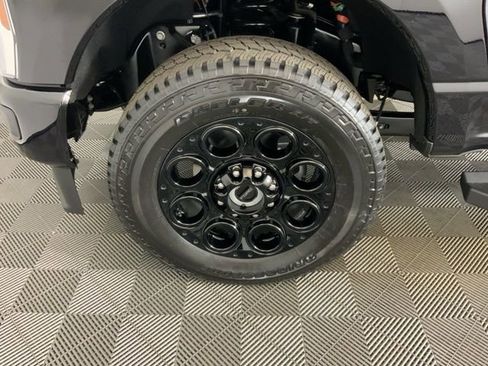 New 2025 Ford F350 XLT w/ Black Appearance Package image 29