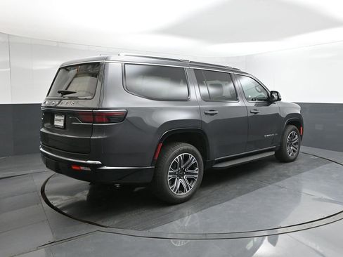 New 2025 Jeep Wagoneer Series II w/ Convenience Group I image 11