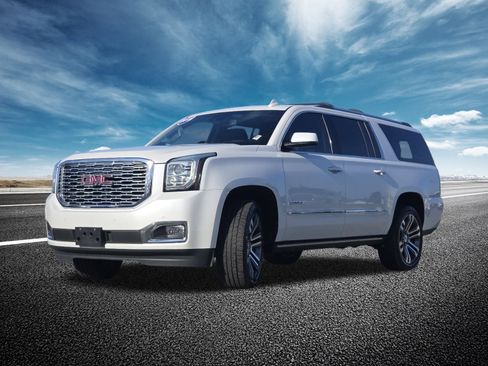 Used 2019 GMC Yukon XL Denali w/ Denali Ultimate Package image 19