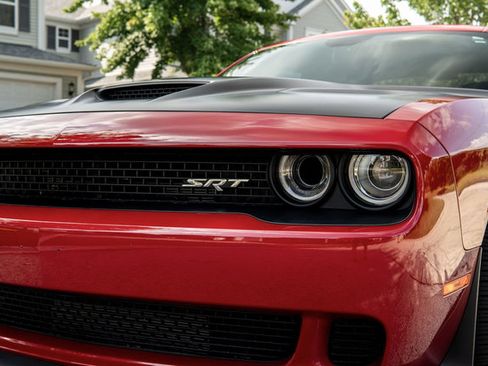 Used 2016 Dodge Challenger SRT Hellcat RWD image 80