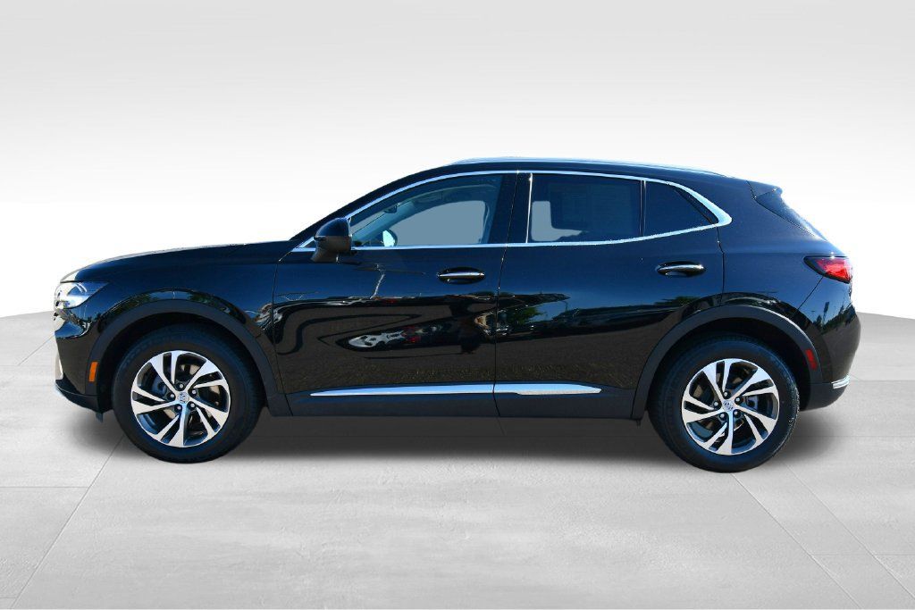 Used 2023 Buick Envision Essence AWD/4WD image 4