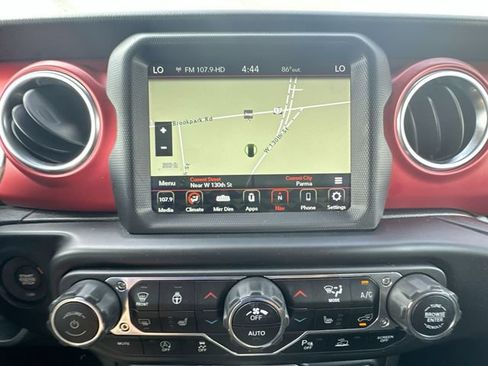 Used 2021 Jeep Wrangler Unlimited Rubicon AWD/4WD image 20