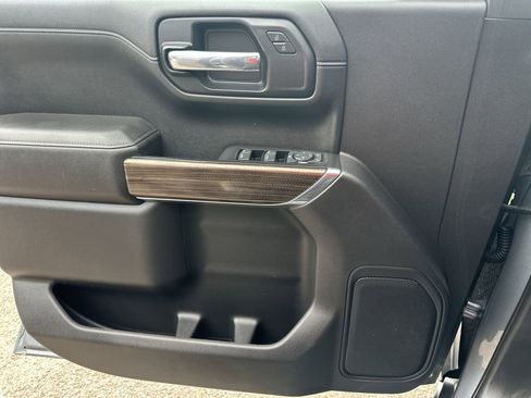 Certified 2021 Chevrolet Silverado 1500 RST image 32