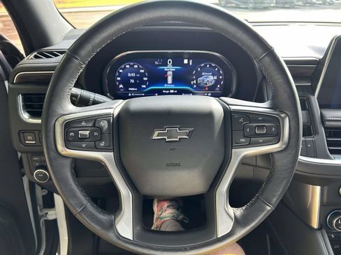 Used 2022 Chevrolet Tahoe Z71 w/ Luxury Package AWD/4WD image 20