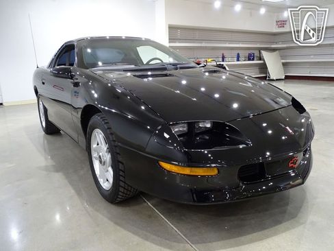 Used 1995 Chevrolet Camaro Z28 image 22