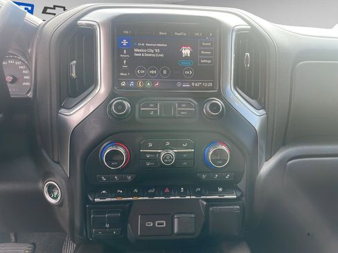 Used 2020 Chevrolet Silverado 1500 LTZ w/ LTZ Plus Package image 18