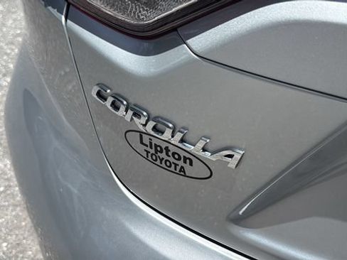 Certified 2025 Toyota Corolla LE FWD image 7