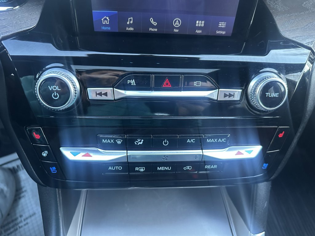 Used 2022 Ford Explorer Platinum w/ Equipment Group 601A AWD/4WD image 20