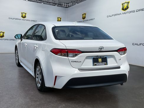 Used 2025 Toyota Corolla LE FWD image 6